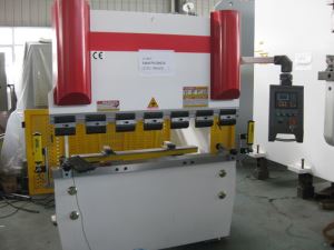 WC67Y 30T1600 NC Press kočnica