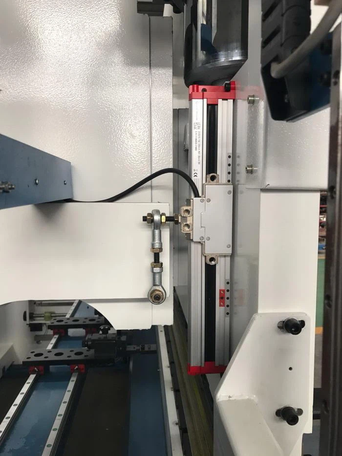 Italy made GIVI Linear scales for AHYW Yawei PBH CNC Press brake 220T4M metal bending machine china factory