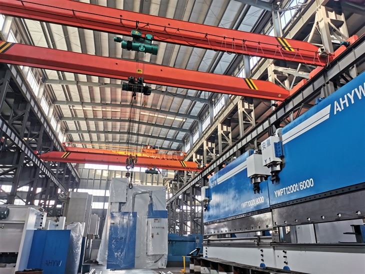 AHYW Yawei China manufacture 1000T 1200T 6m 8m large cnc press brake delem da66t